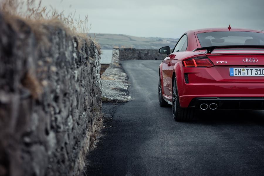 Детали экстерьера Audi TTS Coupe (8S) 2018 года  (WW) (фото 47 из 254)